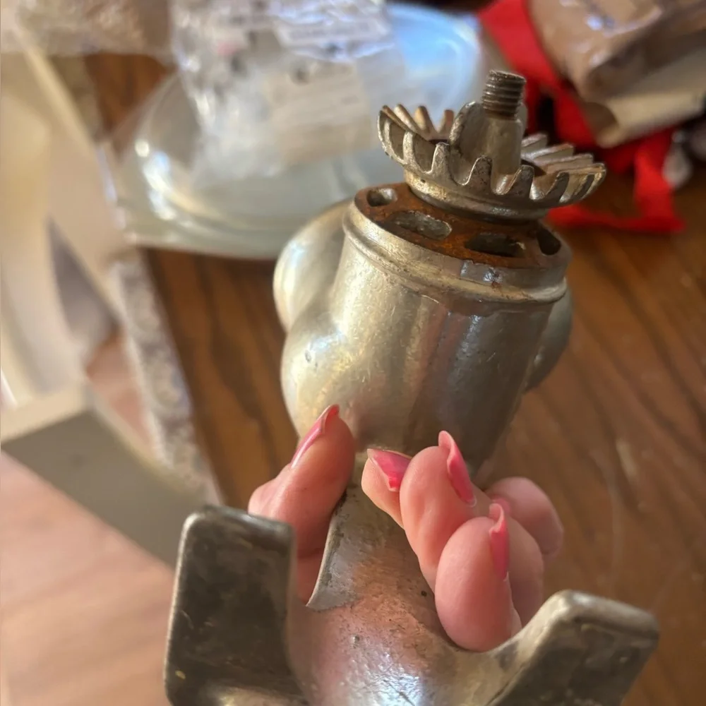 Vintage Universal No. 2 food chopper/meat grinder and 2-in-1 garlic press